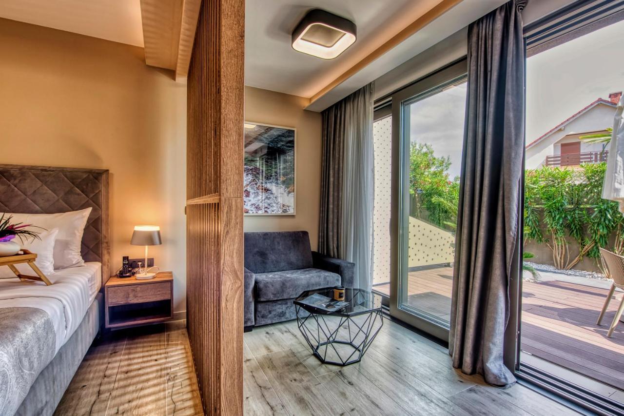 Dedaj Resort - Villa Almaro Zara Esterno foto