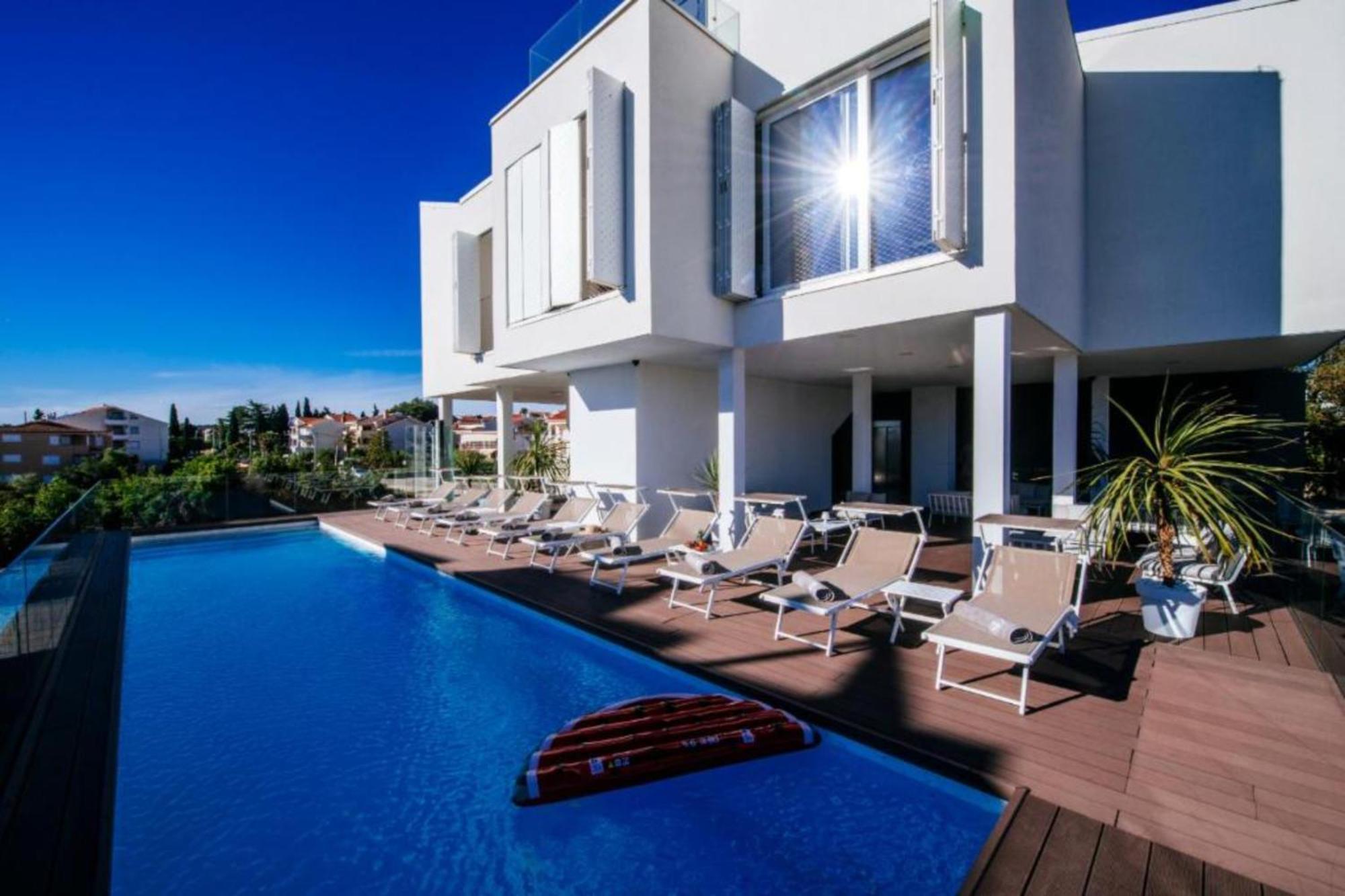 Dedaj Resort - Villa Almaro Zara Esterno foto